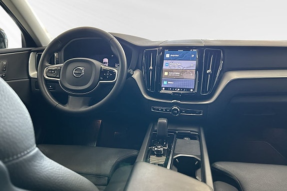 Volvo XC60 9 of 30