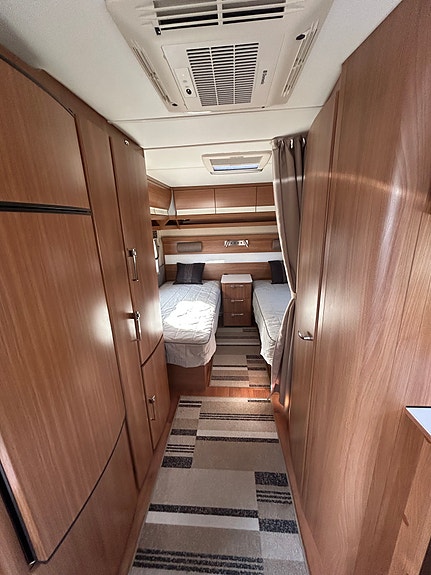 KABE Royal 560 GLE B2 KS Långbäddar 2 of 16