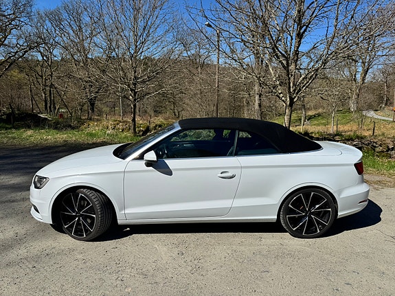Audi Cabriolet 3 of 5