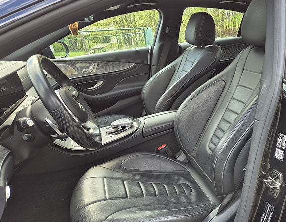 Mercedes-Benz CLS450 7 of 9