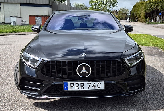 Mercedes-Benz CLS450 2 of 5