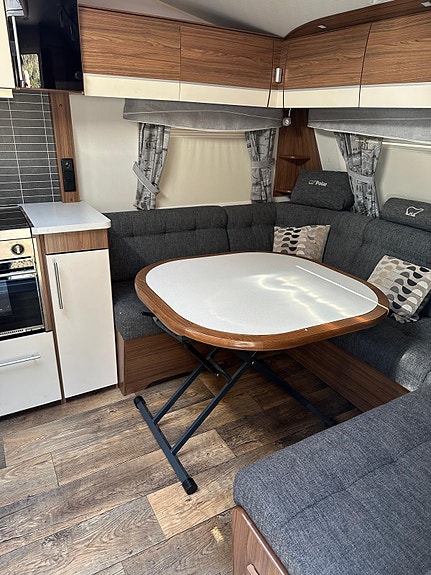 Polar 620 BK Selected 6 of 16