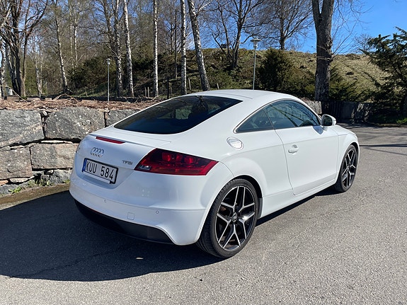 Audi TT 4 of 5