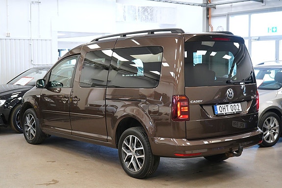 Volkswagen Caddy Maxi 3 of 5