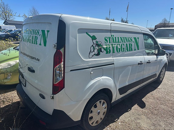 Ford Transit Connect 3 of 4