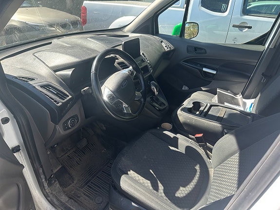 Ford Transit Connect 4 of 4
