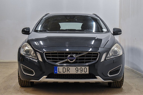 Volvo V60 3 of 5