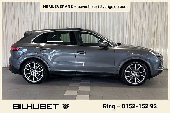 Porsche Cayenne S 3 of 5