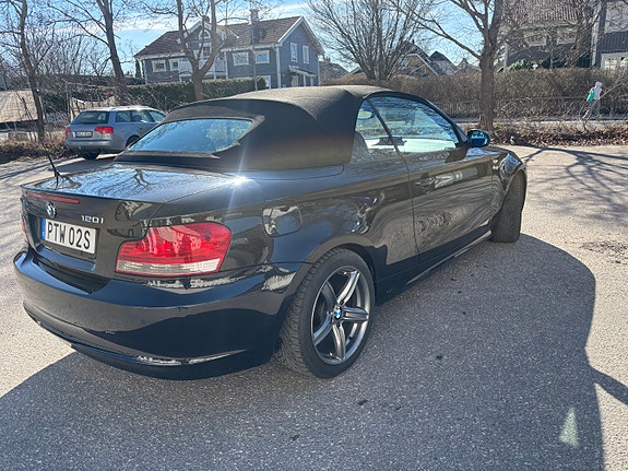 BMW 120i 4 of 4
