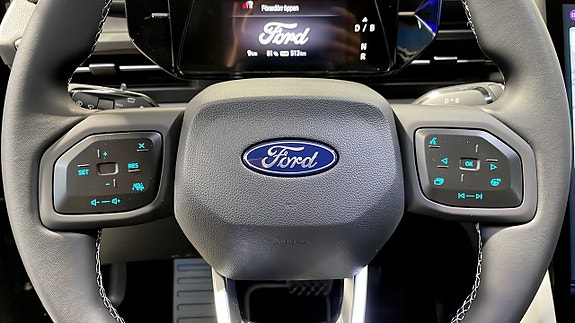 Ford Explorer 12 of 12