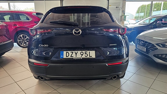 Mazda CX-30 6 of 9