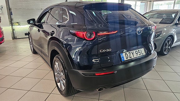 Mazda CX-30 7 of 9