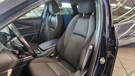 Mazda CX-30 9 of 9