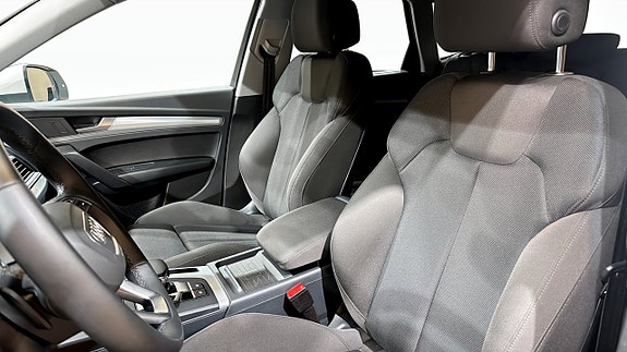 Audi Q5 8 of 22