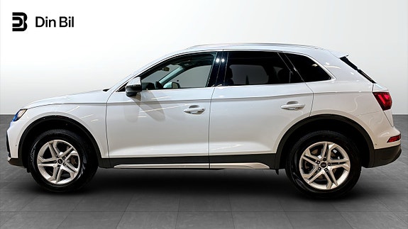 Audi Q5 2 of 5