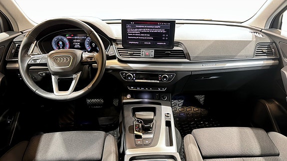 Audi Q5 10 of 22