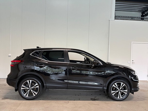 Nissan Qashqai 2 of 5