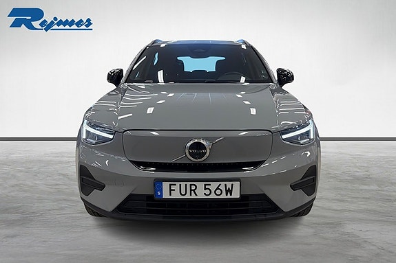 Volvo EX40 5 of 5
