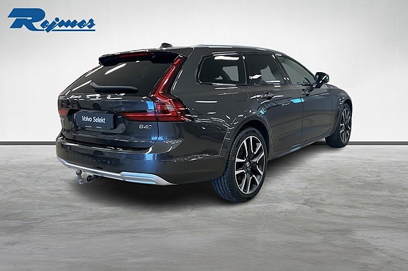 Volvo V90 Cross Country 17 of 18
