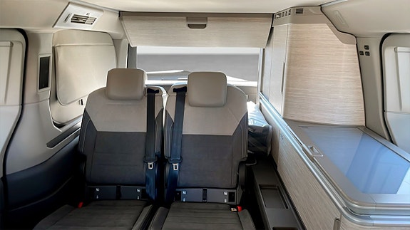 Volkswagen California 15 of 16