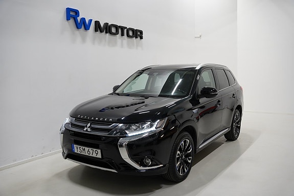 Mitsubishi Outlander 2 of 5