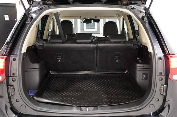 Mitsubishi Outlander 19 of 19