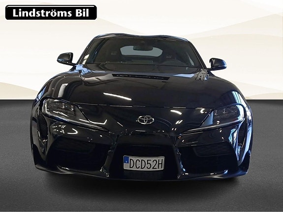 Toyota Supra 3 of 5