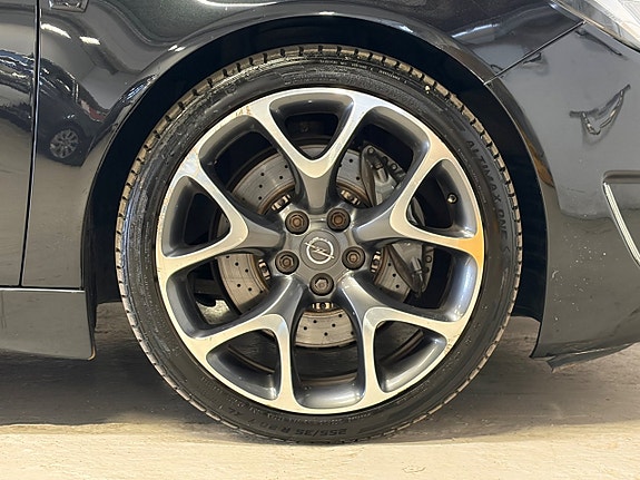 Opel Insignia 11 of 11