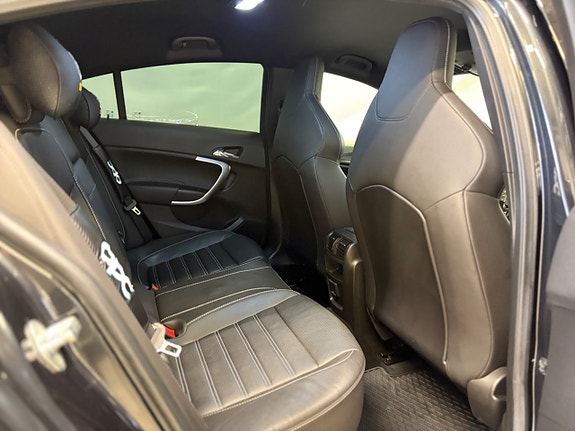 Opel Insignia 8 of 11