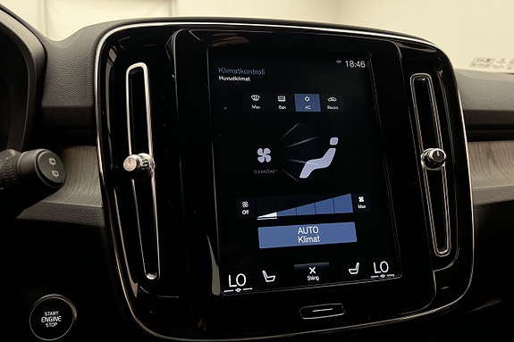 Volvo XC40 24 of 27