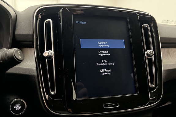 Volvo XC40 22 of 27