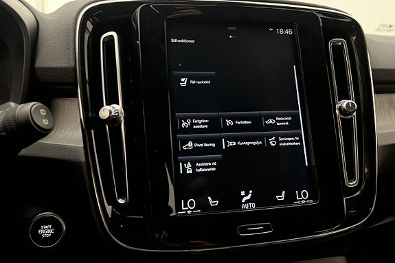 Volvo XC40 26 of 27