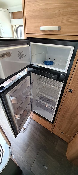 Adria Coral 670 SL Nordkapp Edt 9 of 14