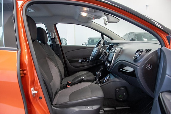 Renault Captur 14 of 22