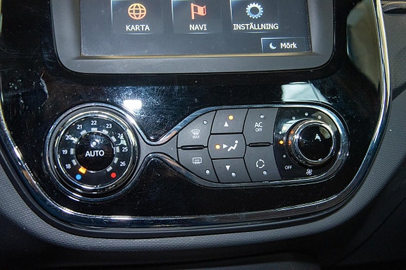 Renault Captur 19 of 22