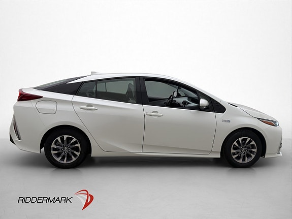 Toyota Prius 9 of 29