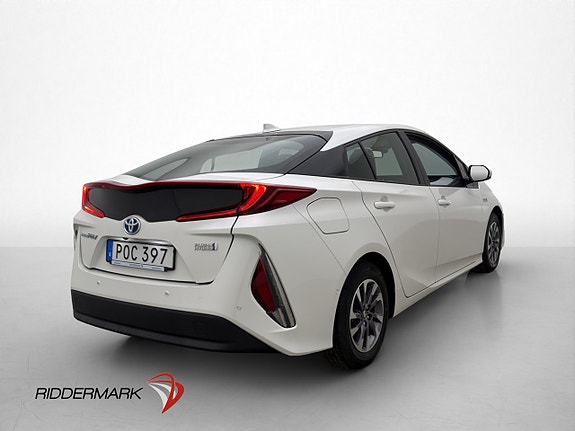 Toyota Prius 8 of 29