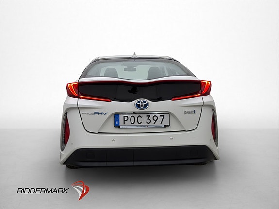 Toyota Prius 7 of 29