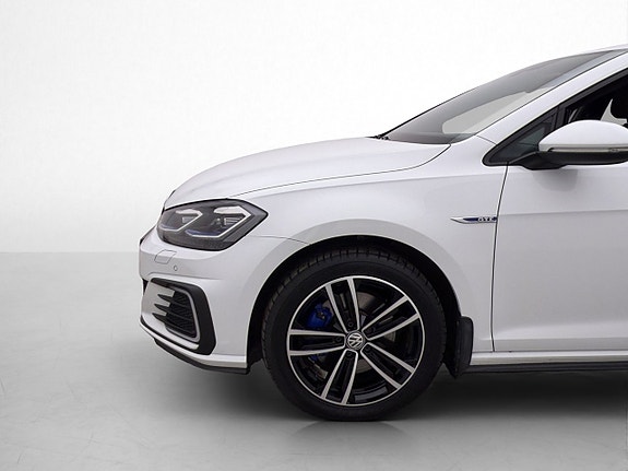 Volkswagen Golf I 27 of 30
