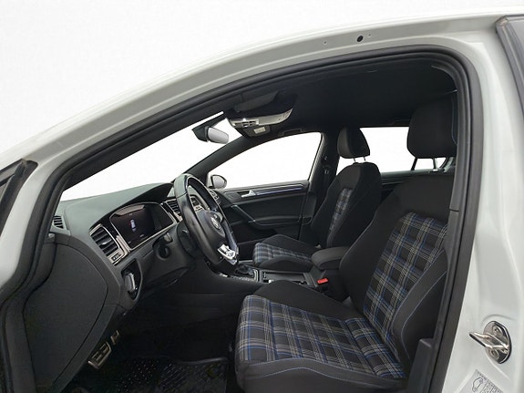 Volkswagen Golf I 11 of 30