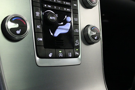Volvo XC60 28 of 28