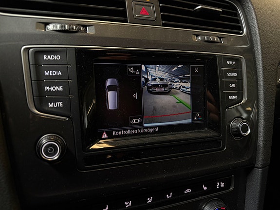 Volkswagen Golf Alltrack 7 of 10