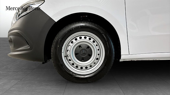 Mercedes-Benz eCitan 8 of 13