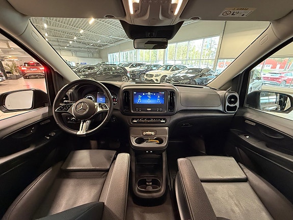 Mercedes-Benz Vito 108 12 of 16