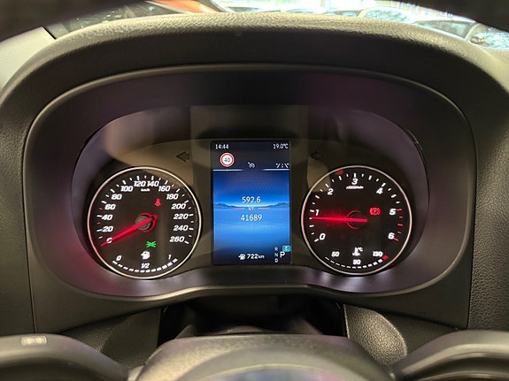 Mercedes-Benz Vito 108 15 of 16