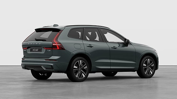 Volvo XC60 5 of 12