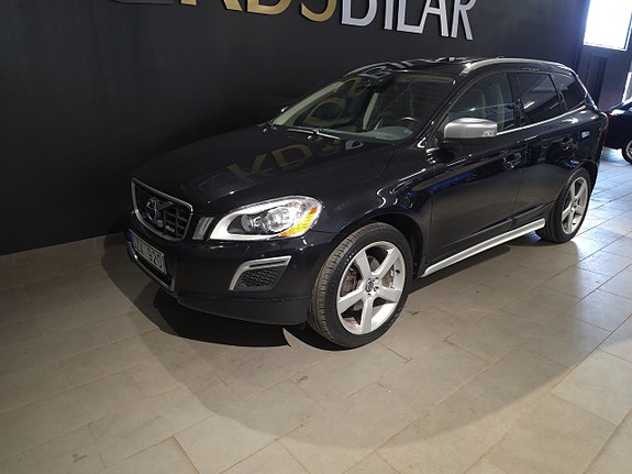 Volvo XC60 2 of 5