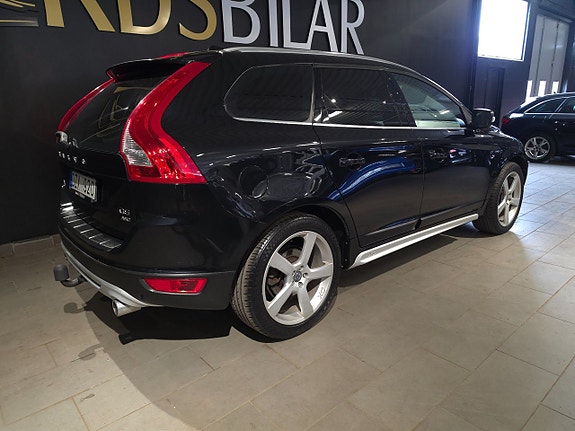 Volvo XC60 4 of 5