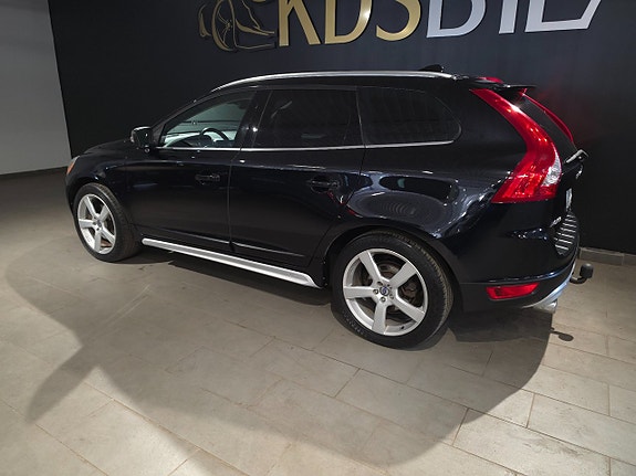 Volvo XC60 3 of 5