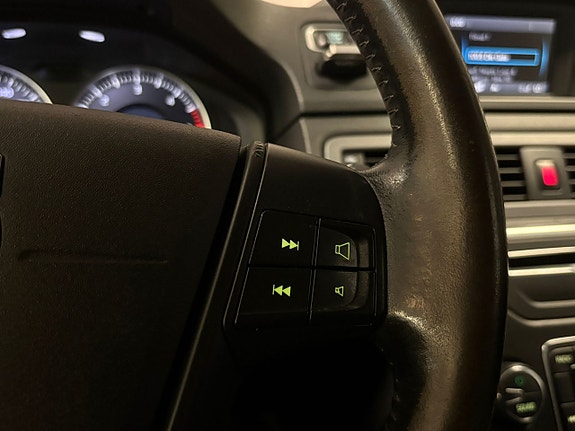 Volvo V70 11 of 20